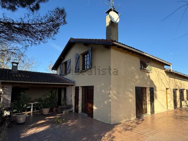 Maison, Mondavezan
