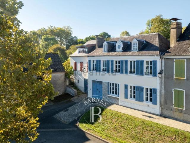 Maison, Monein