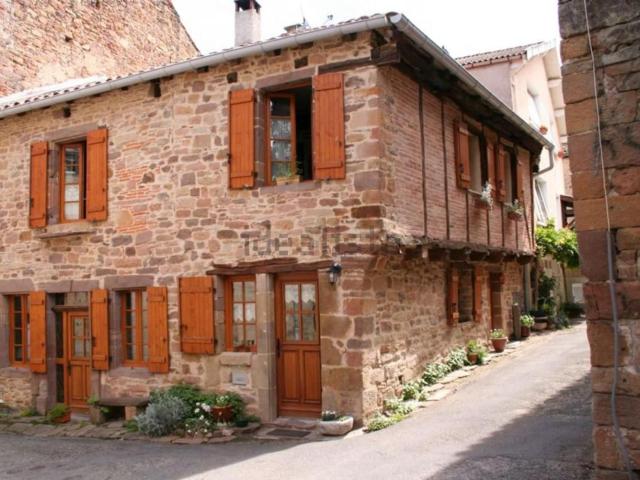 Maison, Monestiés