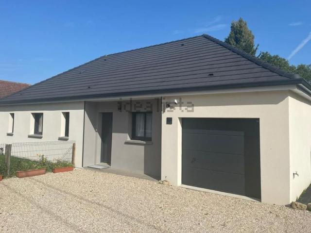 Maison, Monnerville