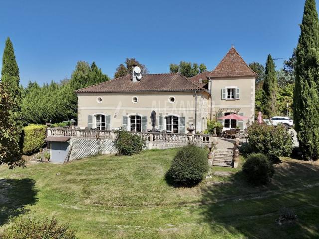 Maison, Monségur
