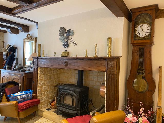 Maison Monpazier 7 pièce s 210 m2 avec Grange et Cour pavée. 210m² Monpazier