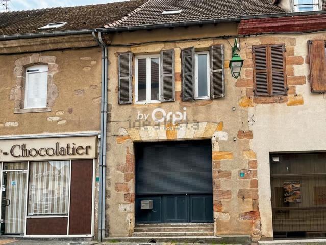 Maison, Montmarault