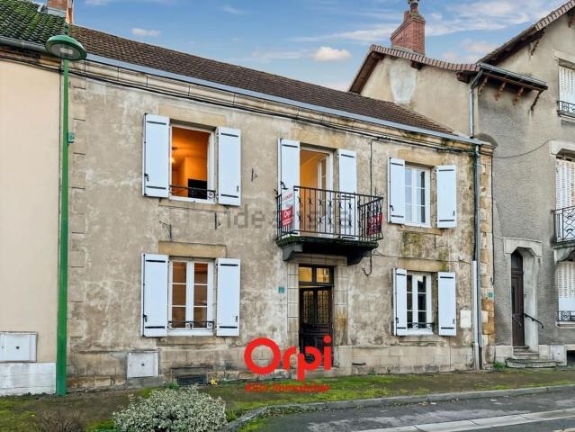 Maison, Montmarault