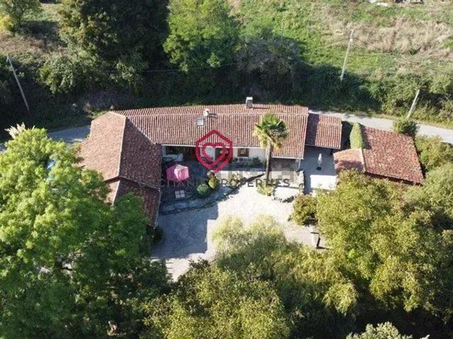 Maison, Montmaurin
