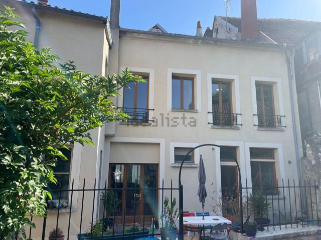 Maison, Montmirail