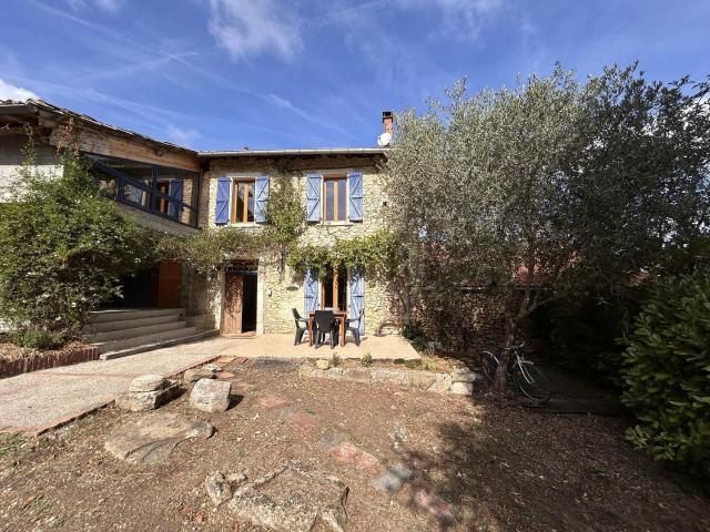 Maison, Montoulieu Saint Bernard