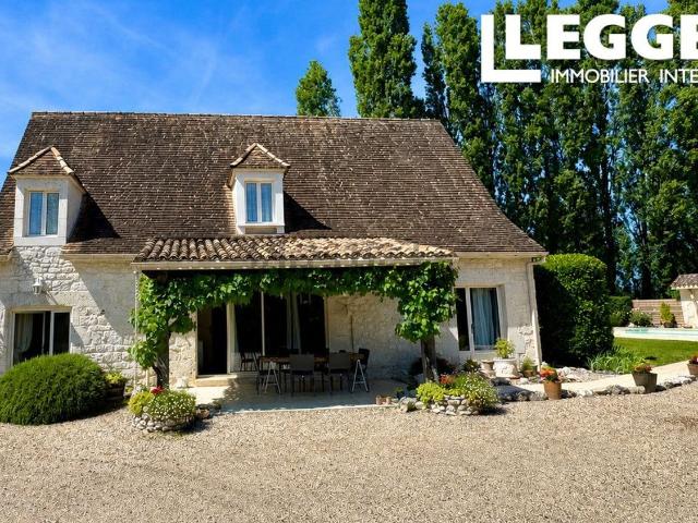 Maison, Montaut