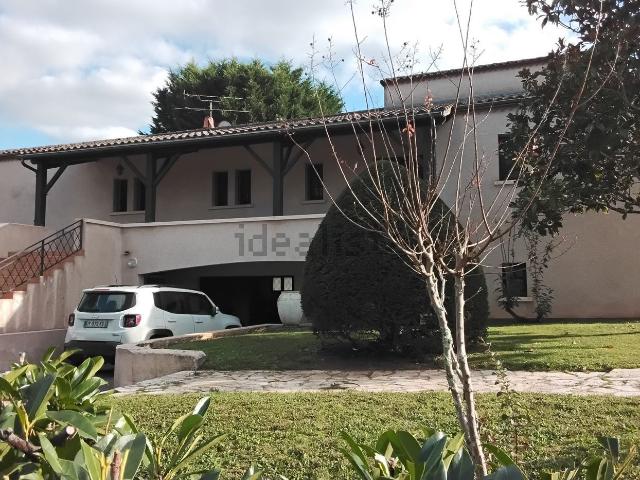 Maison, Montayral