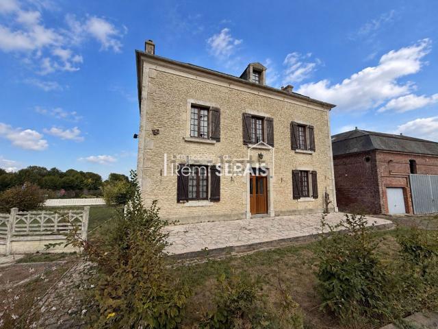 Maison, Montabard