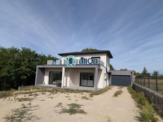 Maison, Montagnat