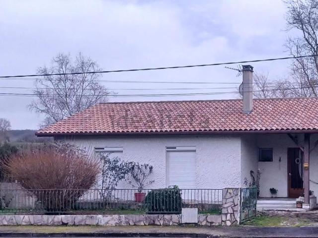 Maison, Montaigu de Quercy