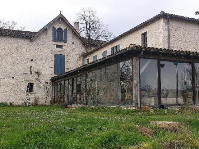 Maison, Montaigu de Quercy