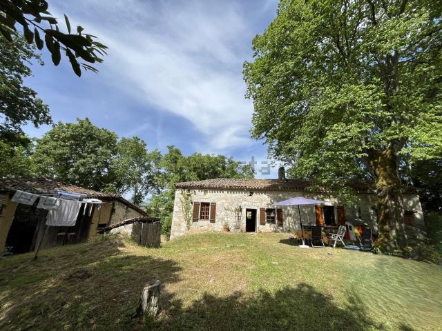 Maison, Montaigu de Quercy