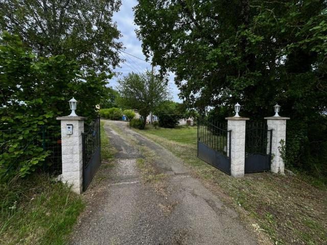 Maison, Montaigu de Quercy
