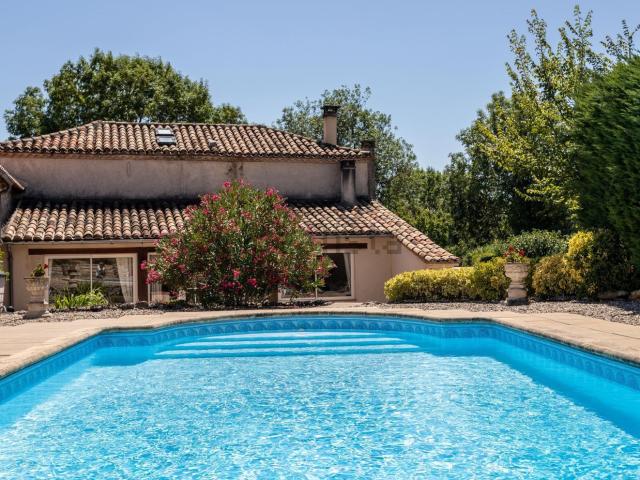 Maison, Montaigu de Quercy