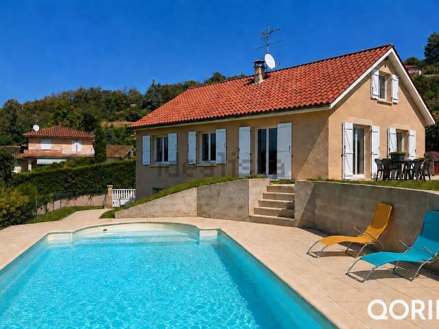 Maison, Montanay