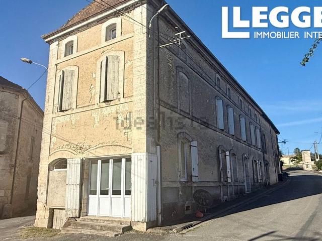 Maison, Montboyer