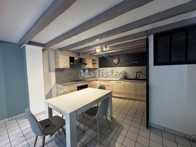 Maison, Montbrison