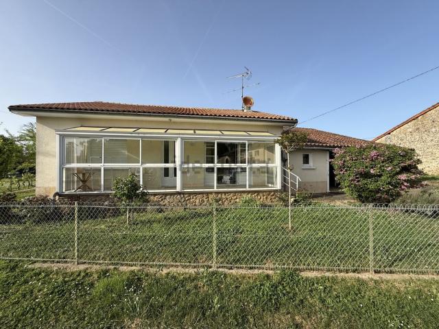 Maison, Montbron
