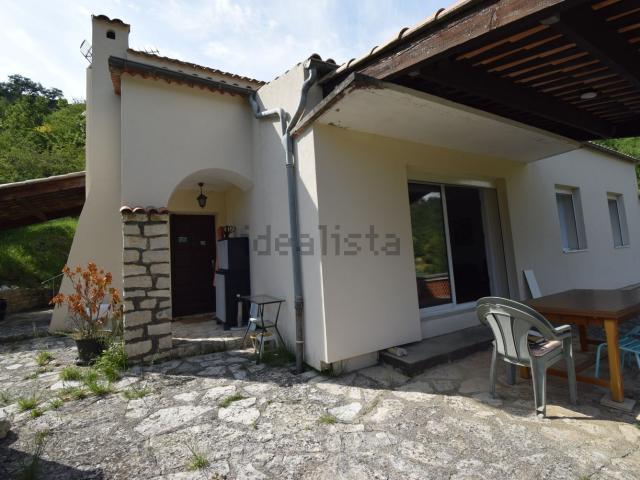 Maison, Montbrun les Bains