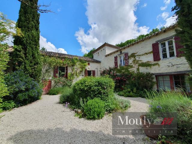 Maison, Montcuq en Quercy Blanc
