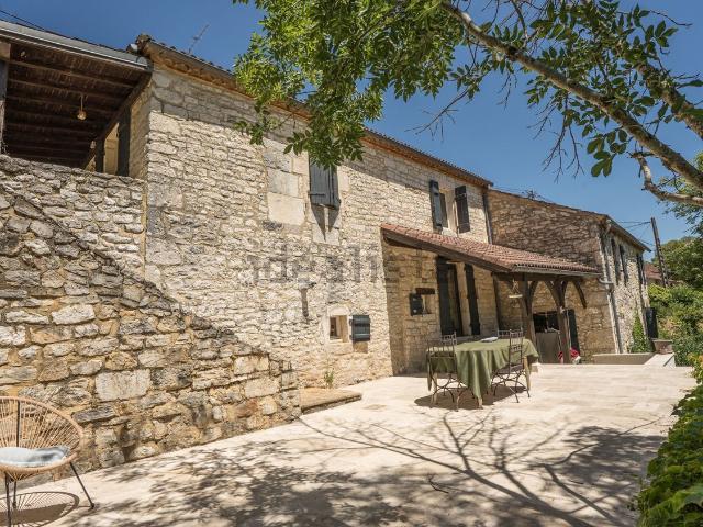 Maison, Montcuq en Quercy Blanc