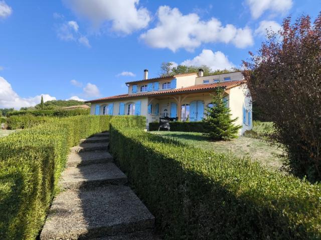 Maison, Montcuq en Quercy Blanc