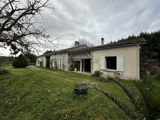 Maison, Montcaret
