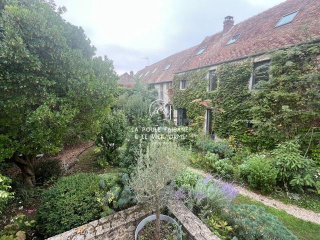 Maison, Montchauvet