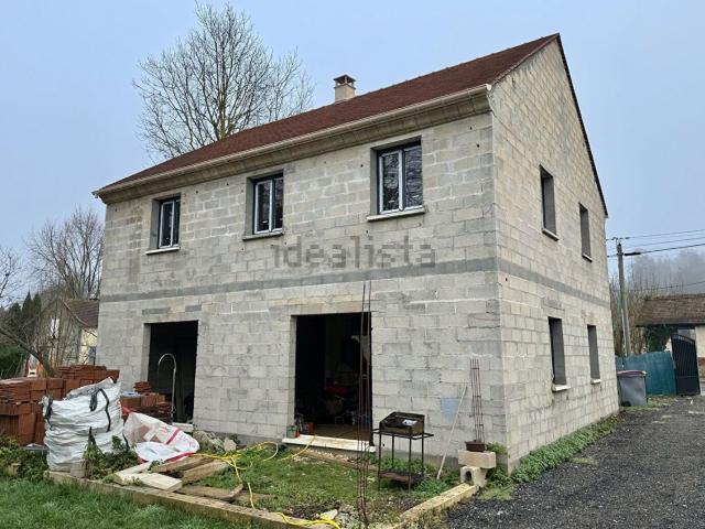 Maison, Montchevreuil