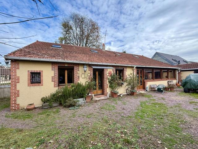 Maison, Jouy sous Thelle