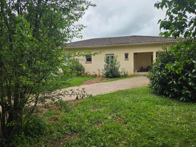 Maison, Monteils