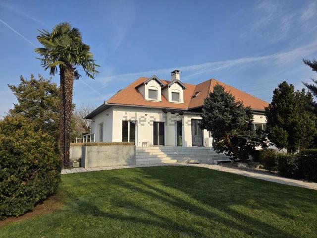 Maison, Monteils