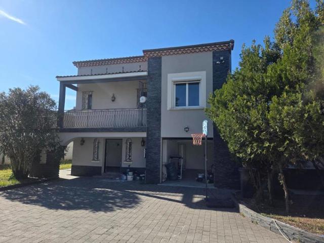 Maison Montélimar 7 pièces 181 m2