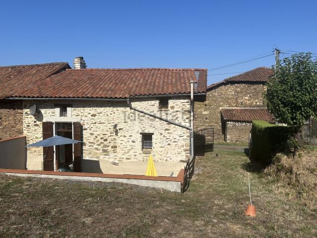 Maison, Montembœuf