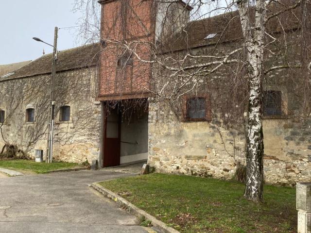 Maison, Montereau Fault Yonne