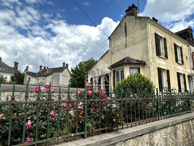 Maison, Montereau Fault Yonne
