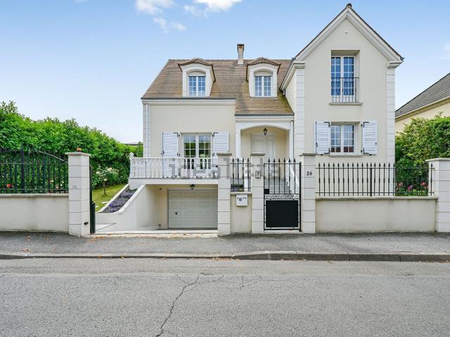 Maison, Montesson