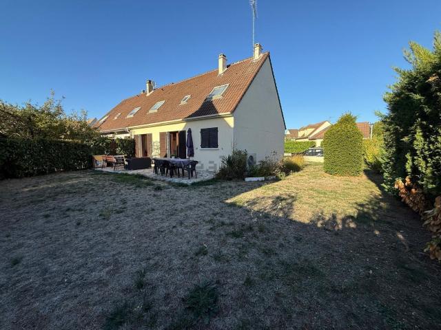Maison, Montesson