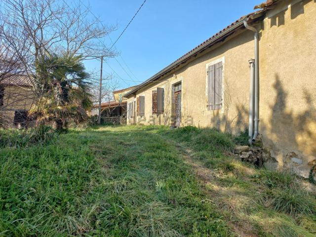 Maison, Montesquiou