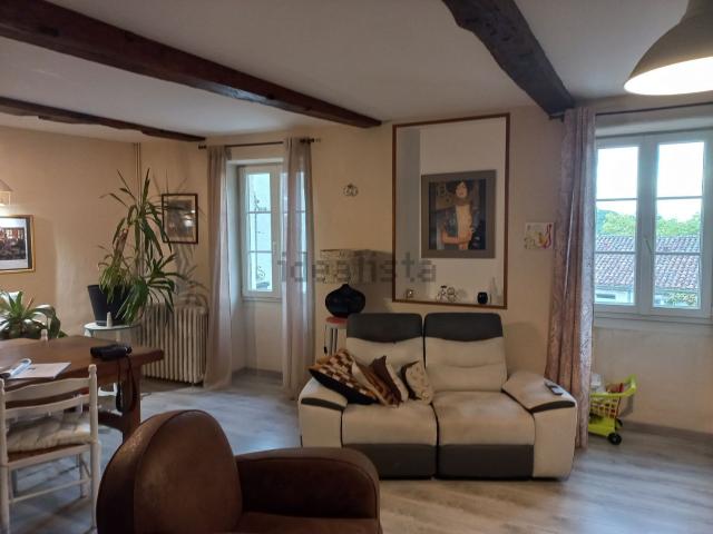 Maison, Montesquiou