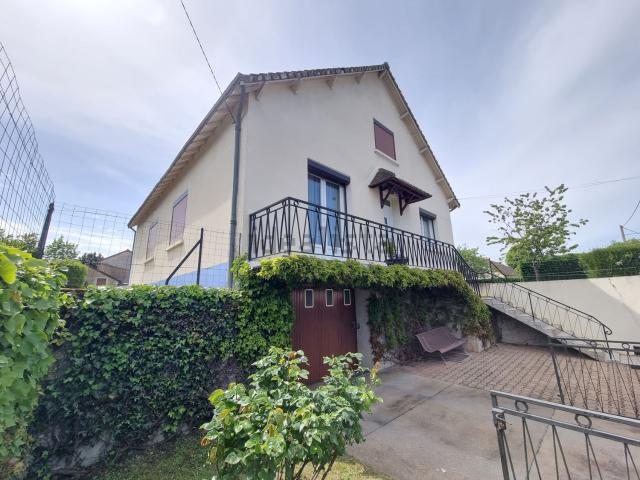 Maison, Montgivray