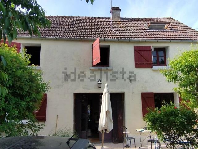 Maison, Montgru Saint Hilaire