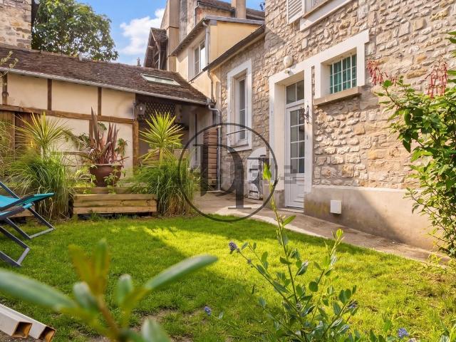 Maison, Montigny sur Loing
