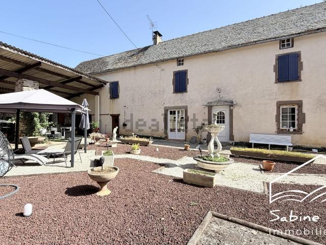Maison, Montirat