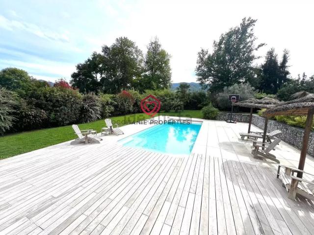Maison, Montjoie en Couserans
