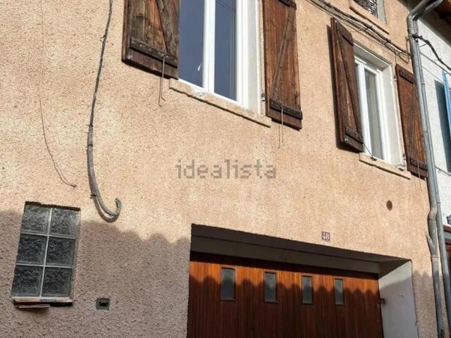 Maison, Montluel