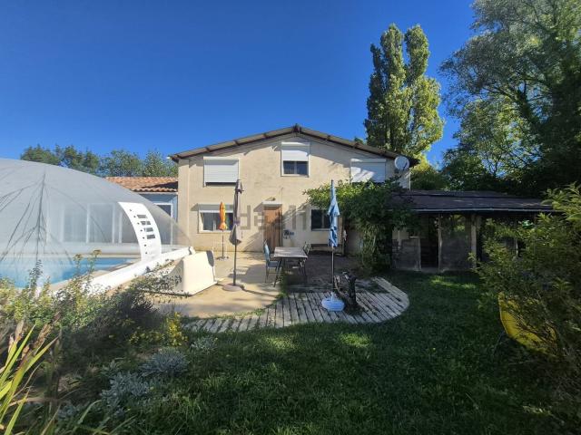 Maison, Montlaur en Diois