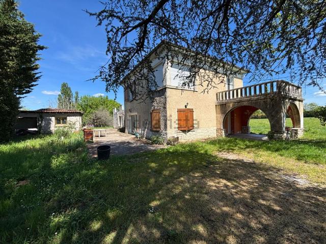 Maison, Montpon Ménestérol
